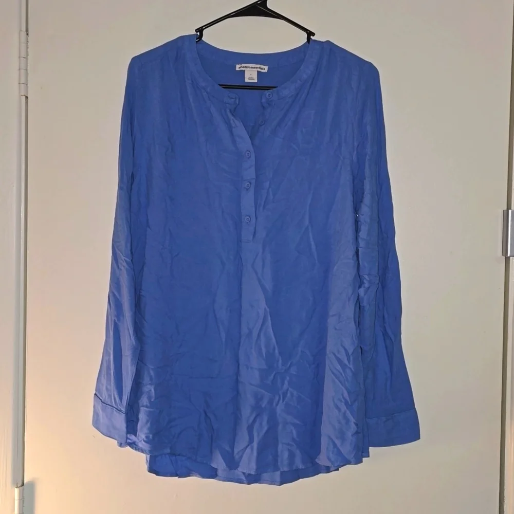Amazon Essentials Blouse - Picture 1 of 4